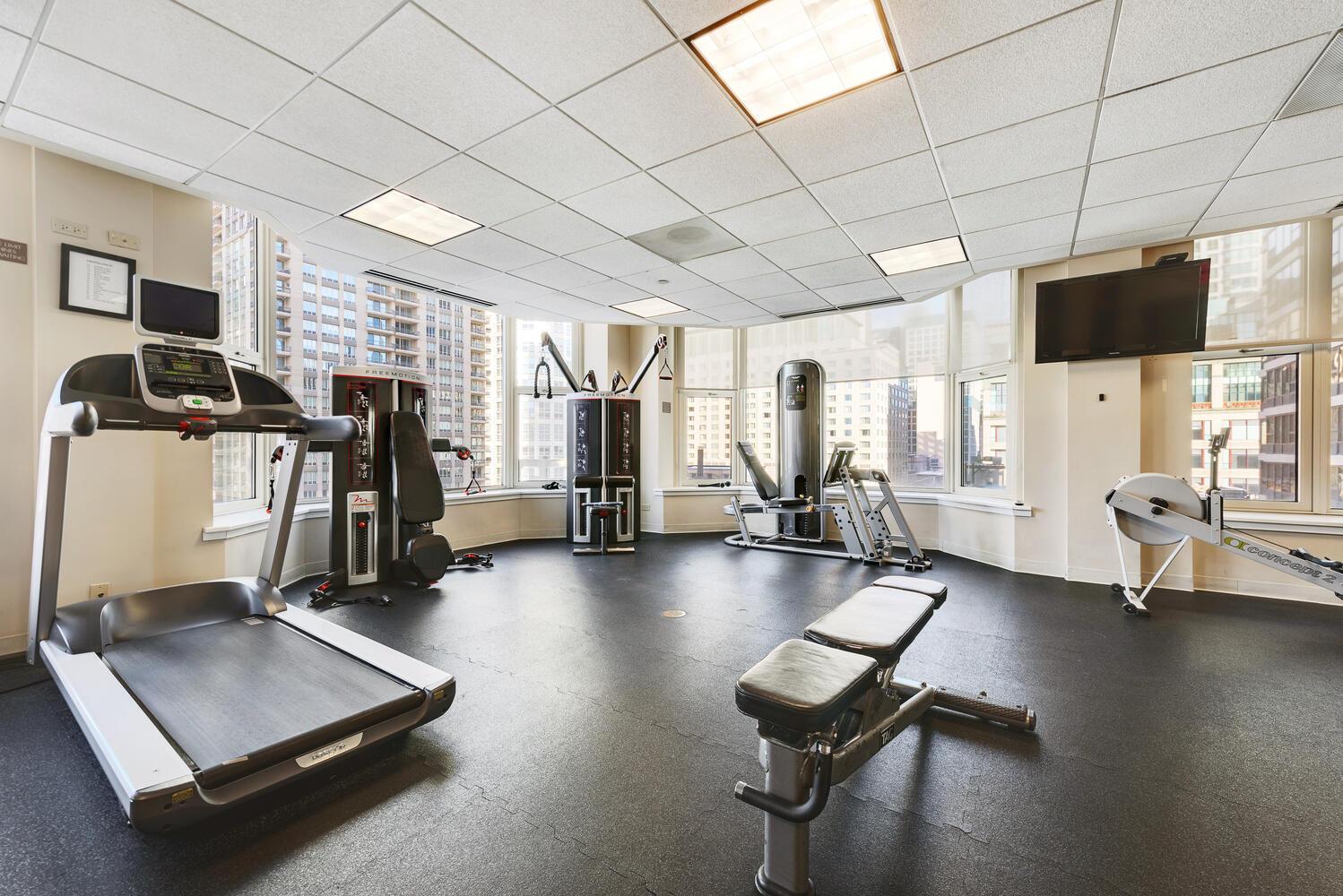 25 E Superior Street Unit: 4602